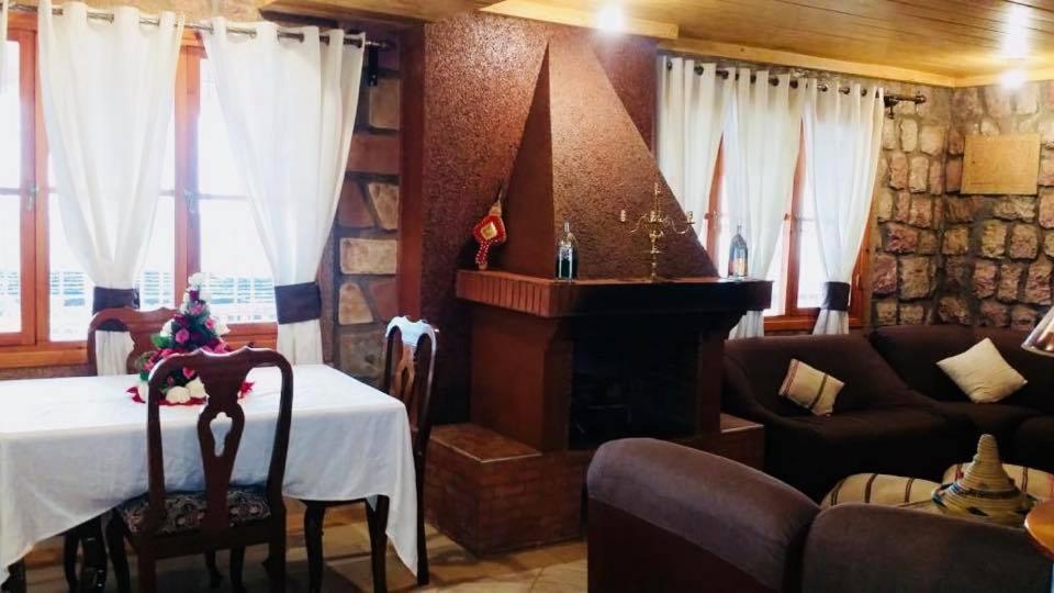 Maison D'Hotes Yamine Béni Mellal Exteriör bild